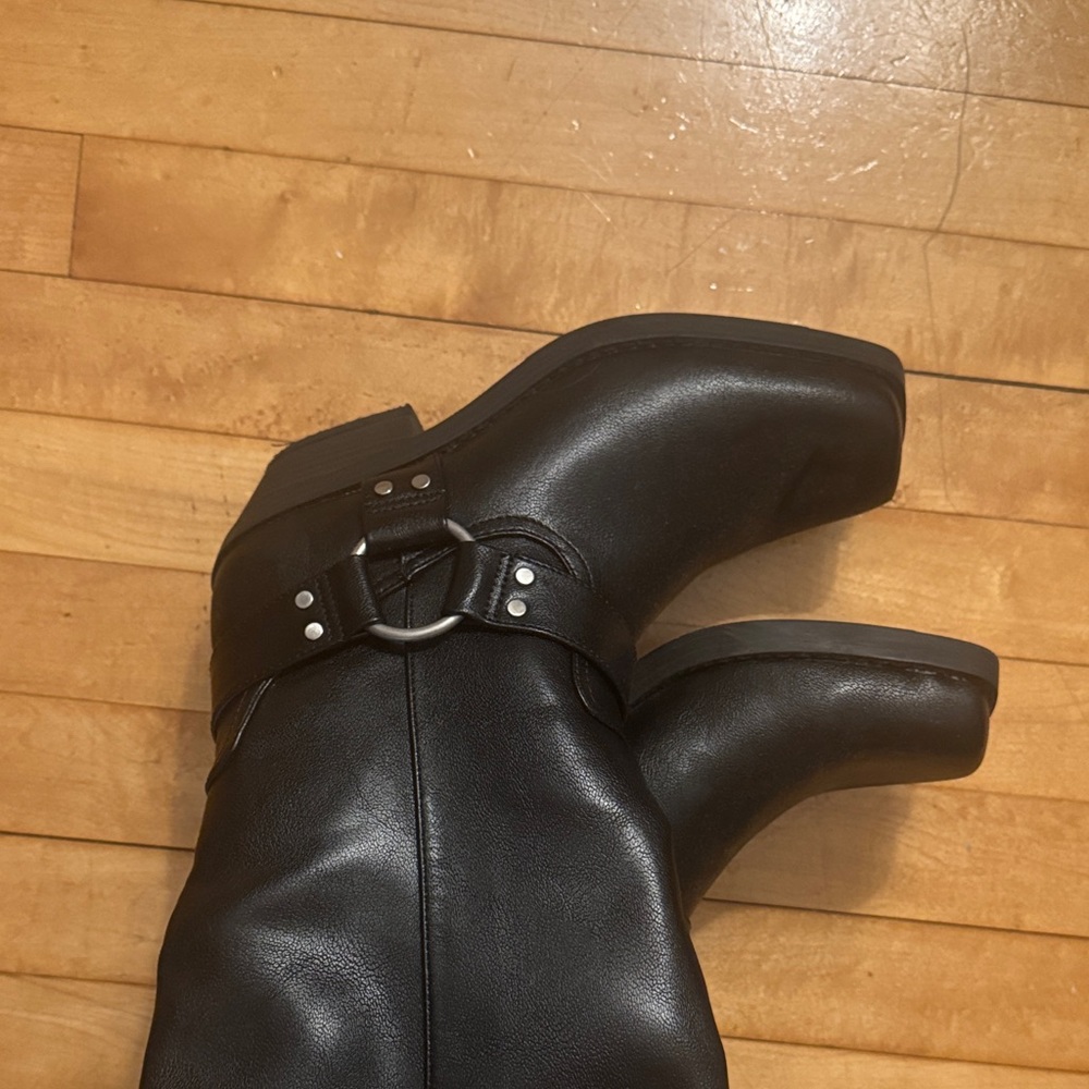 Universal Thread Black Mid-Calf Heeled Riding Boots - Picture 4 of 5